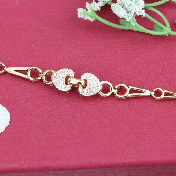 "Sparkling Heart Link Rose Gold Bracelet for Women - Elegant Design, XPBL0972 - Picture 10 of 12